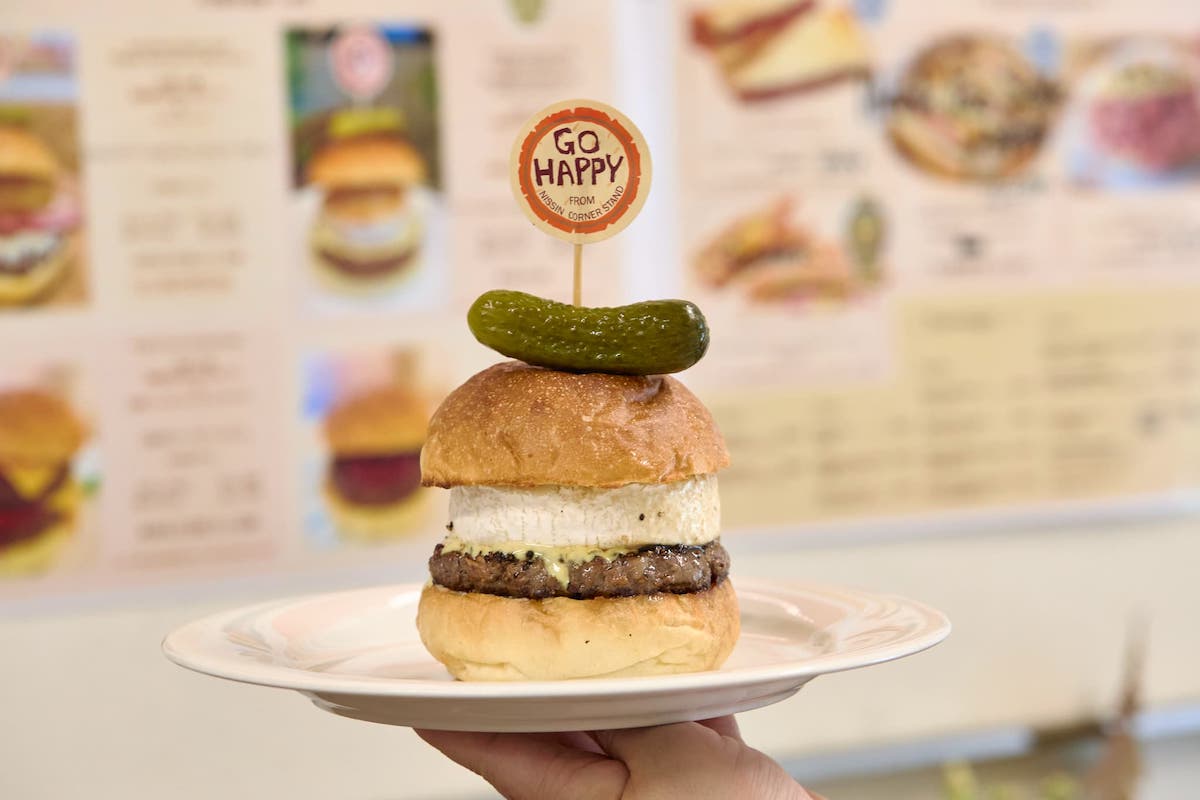 「カマンベールチーズのプレミアムバーガー」1900円