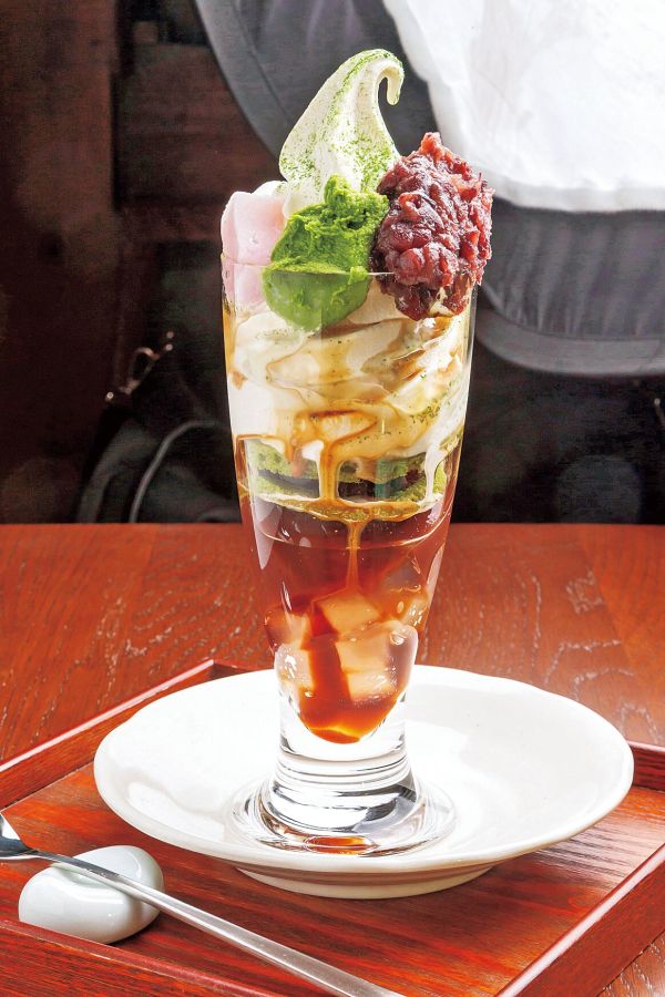 鉢石カフェ
