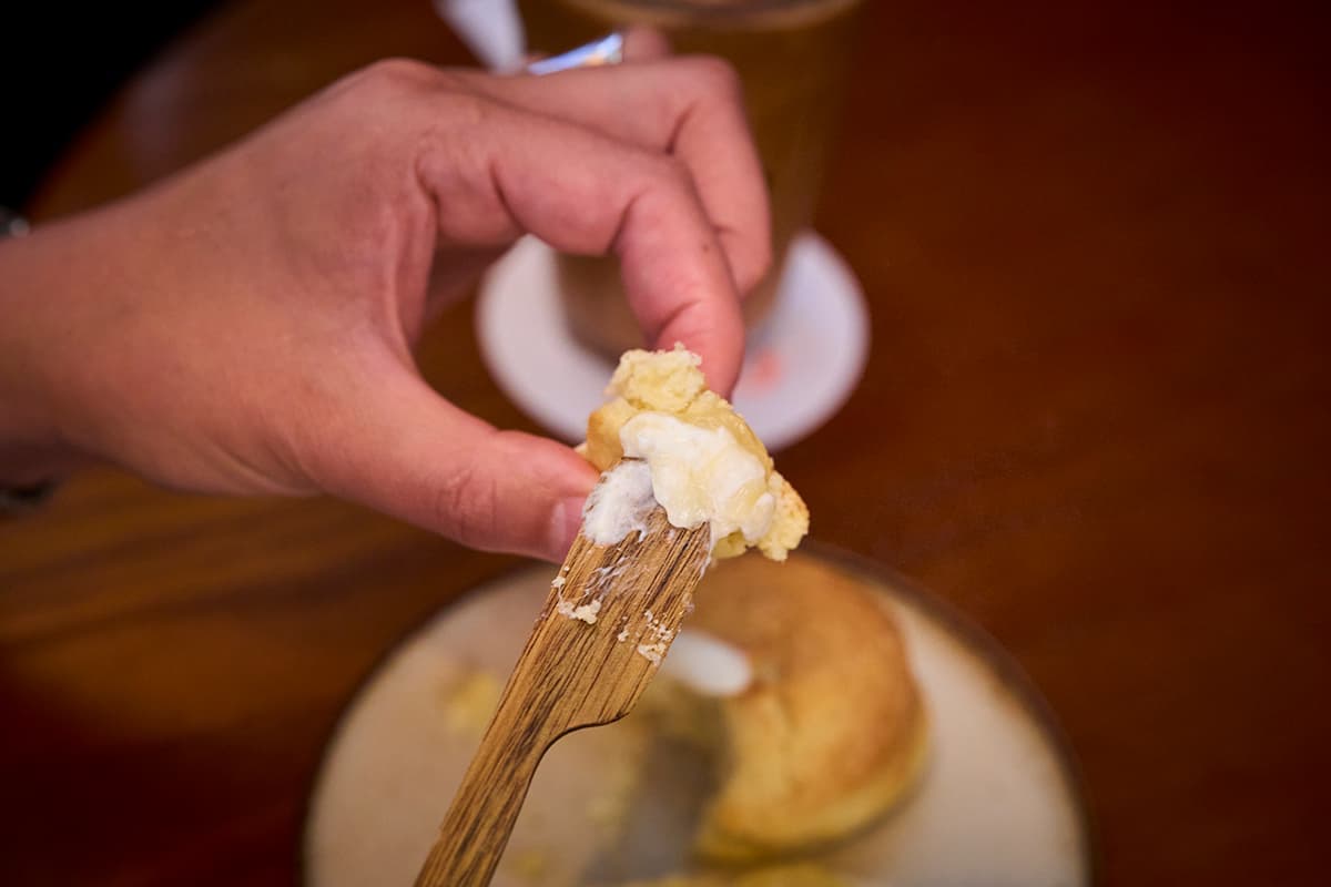 クリームチーズとジャムで味変も楽しい