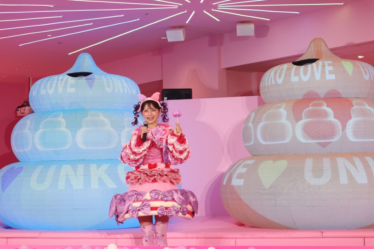 しなこさん登場
