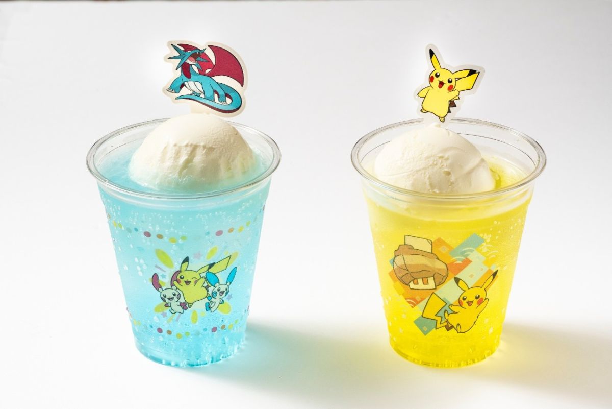 左：ボーマンダの青空しおサイダー（800円）、右：ピカチュウのパチパチしおサイダー（800円）