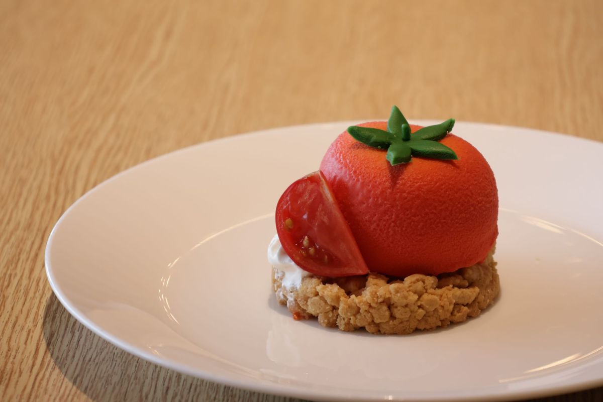 「アメーラトマトケーキ」1200円