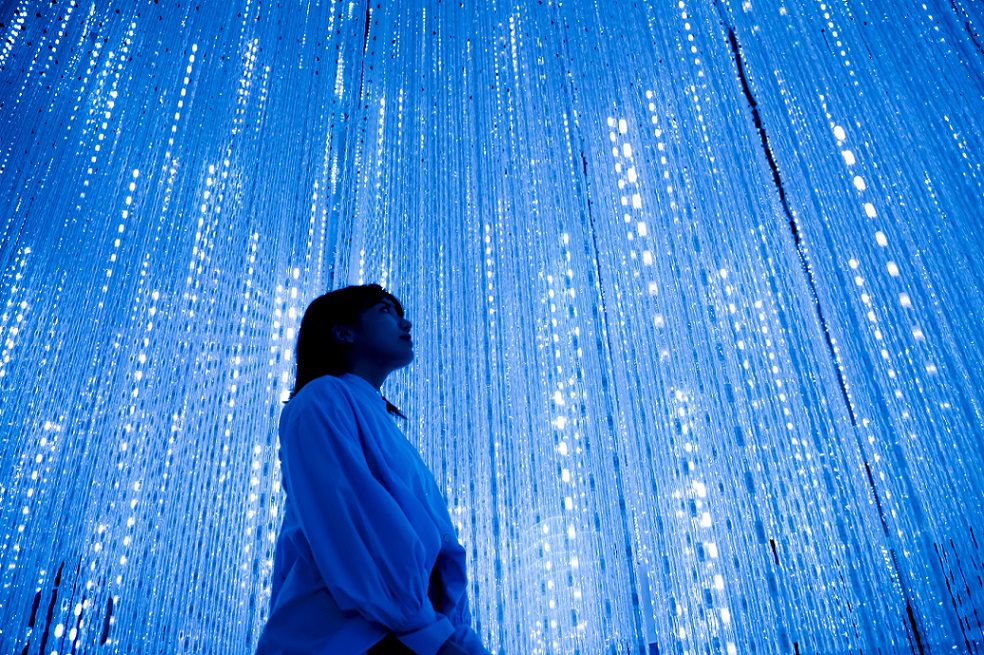 The Infinite Crystal Universe