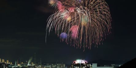 香川県のおすすめ花火大会、2026年の開催・中止は？