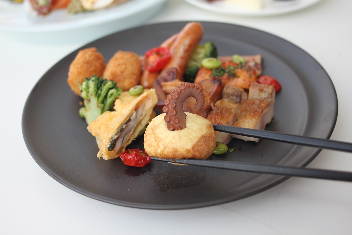 「明石焼きたこぴょーん」