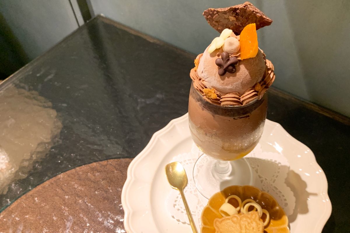 「ときめくご褒美チョコレートパフェ」2000円