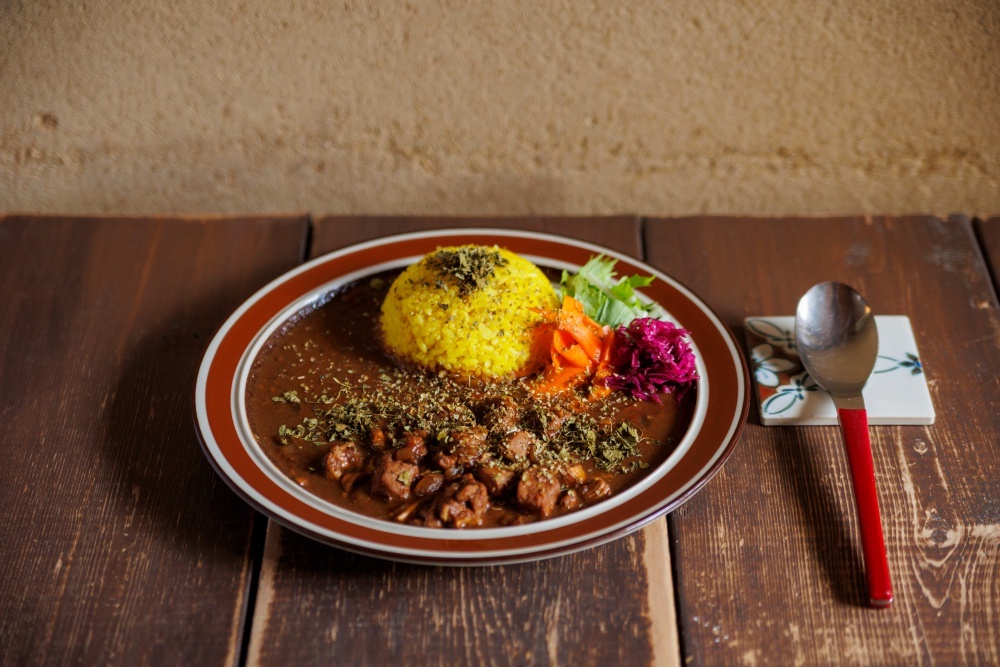 チキンカレー（コーヒー付き）1380円