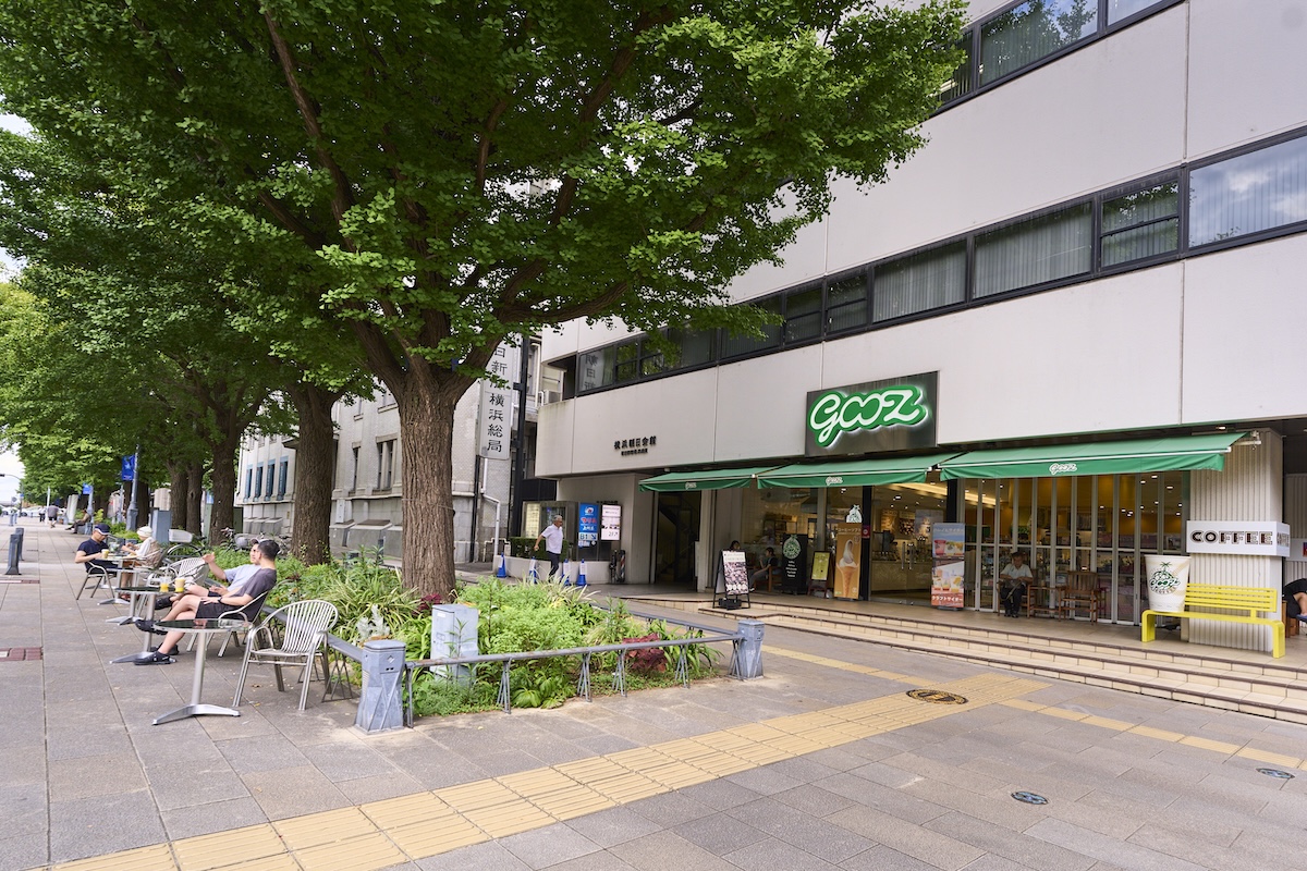 「gooz いちょう並木通り店」は、横浜に本社を置くスリーエフが2004年にオープンしたローカルコンビニ「gooz」の1号店