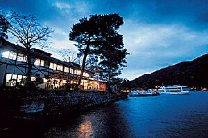 ホテル湖上苑