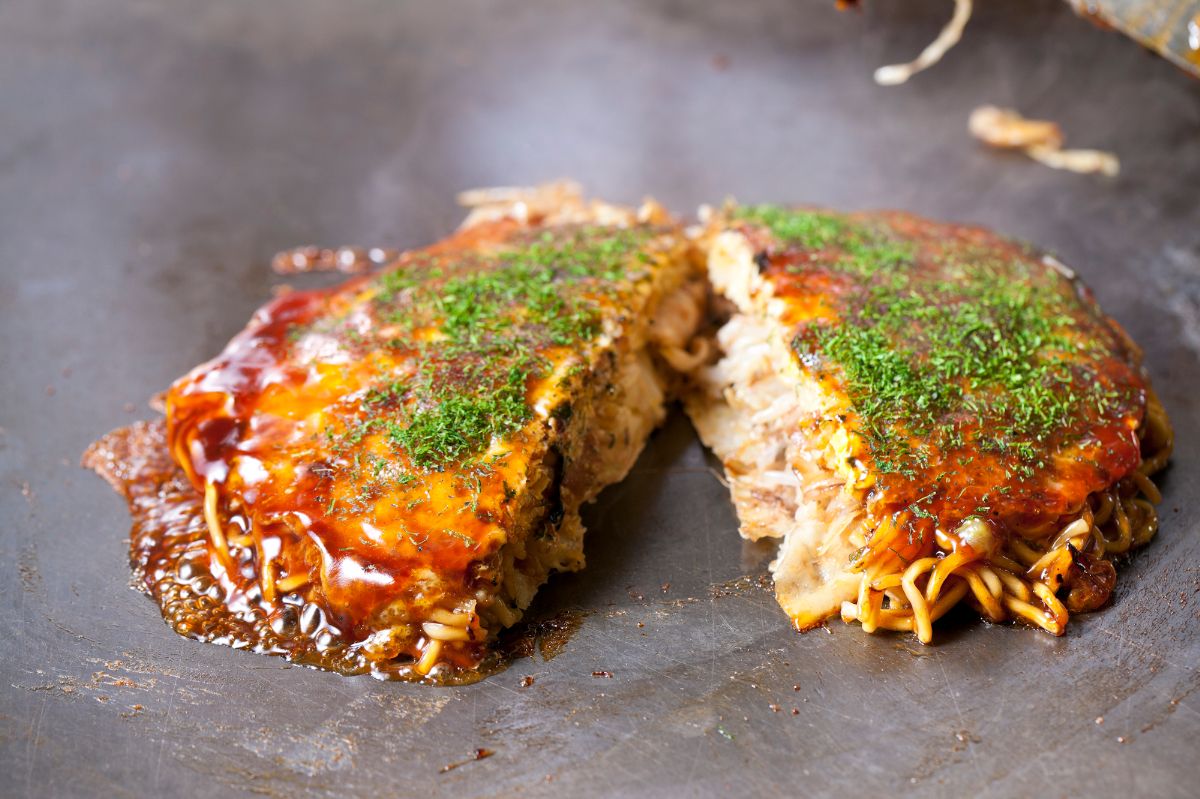 「そば肉玉子」1030円
