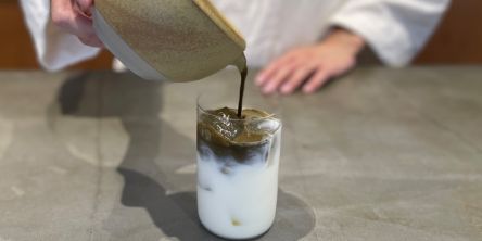 【学芸大学】鎌倉の人気店が移転オープン！本格茶を気軽に楽しめる「ほうじ茶STAND」