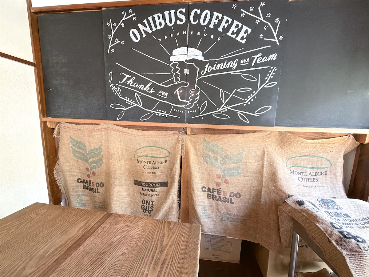 ONIBUS COFFEE 2階2