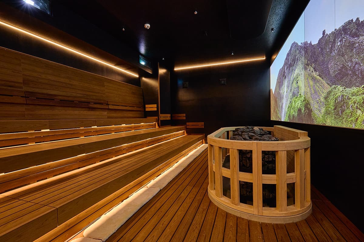 新設した5F「SAUNA IMMERSIA」の内観