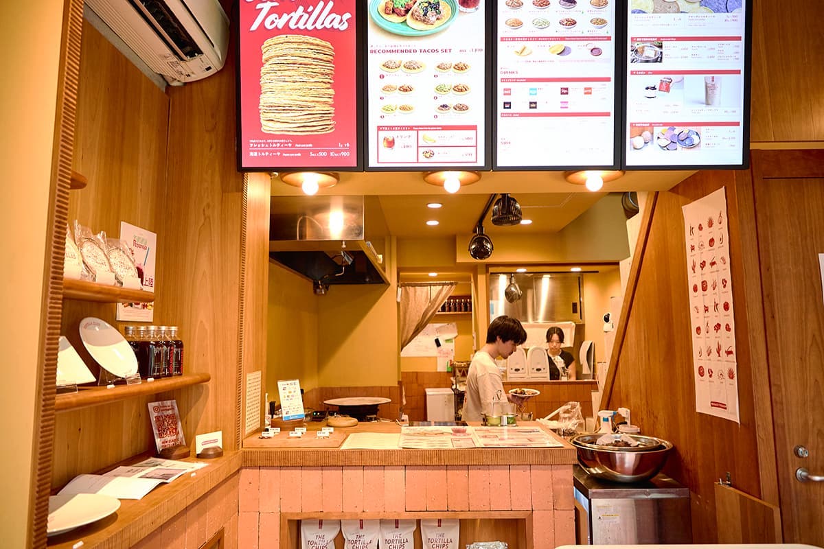 「Tortilla Club TORTILLERIA」の店内