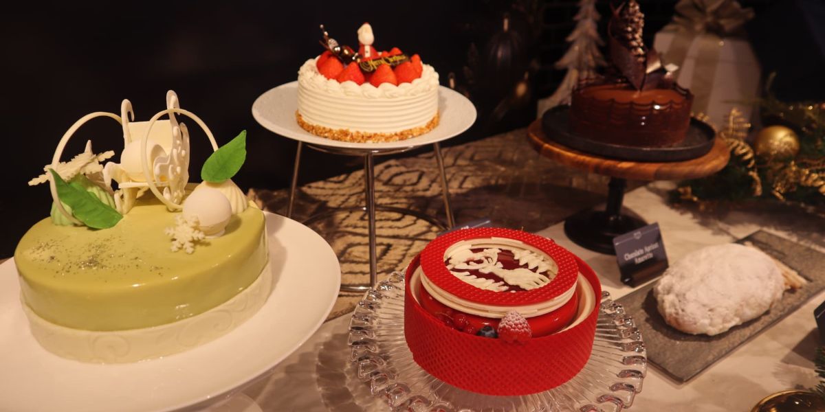 【ハイアット リージェンシー 横浜】2026年クリスマスケーキを実食！こだわりの詰まった贅沢ケーキ