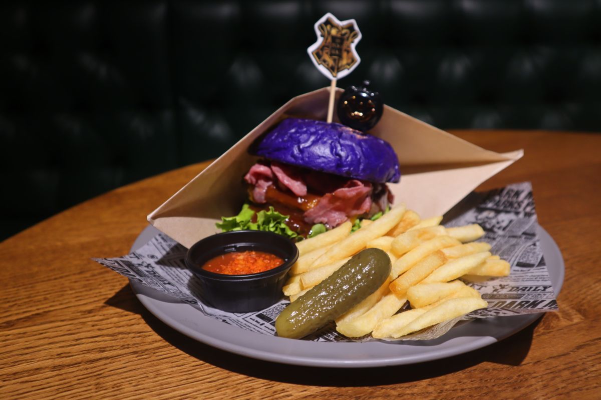 「ハロウィーンバーガー」2500円