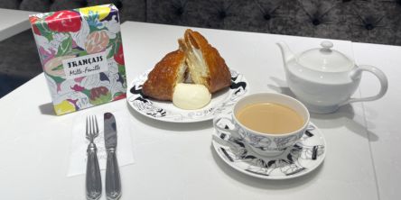 【表参道】老舗洋菓子ブランド「フランセ」のカフェ限定、サクサク食感の「パニエ」が見逃せない！