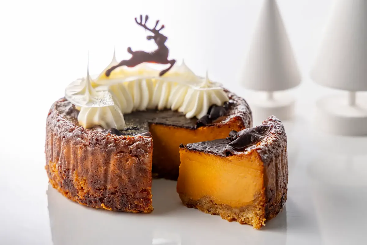 「生キャラメルバスクチーズケーキ」直径約12cm 5900円
