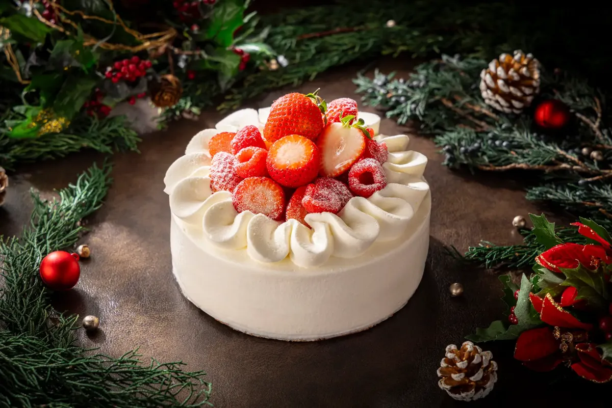 「クリスマスホールケーキ」直径15cm 8000円