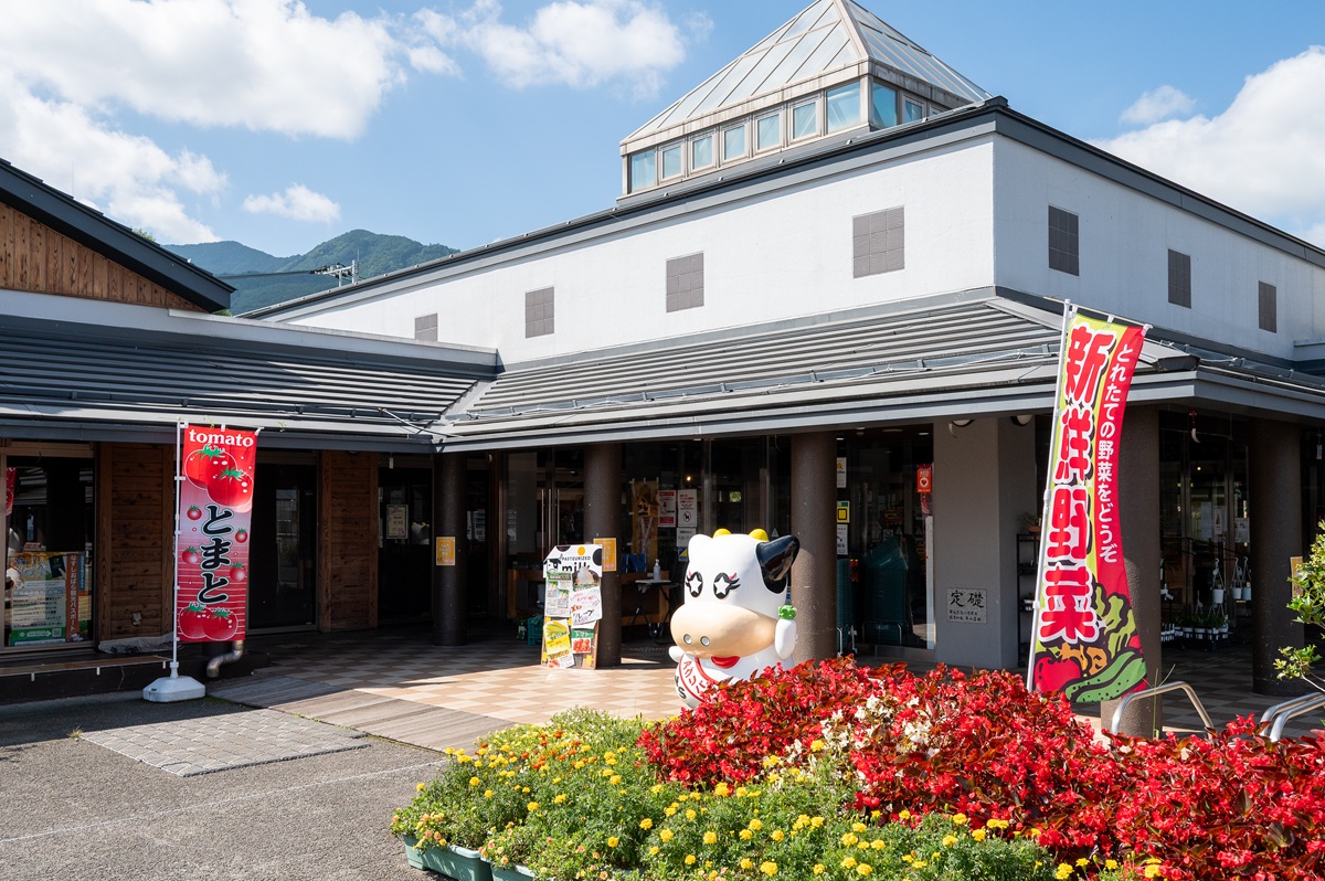 「道の駅 湯の香しおばら」キャラクター、牛のミルヒー