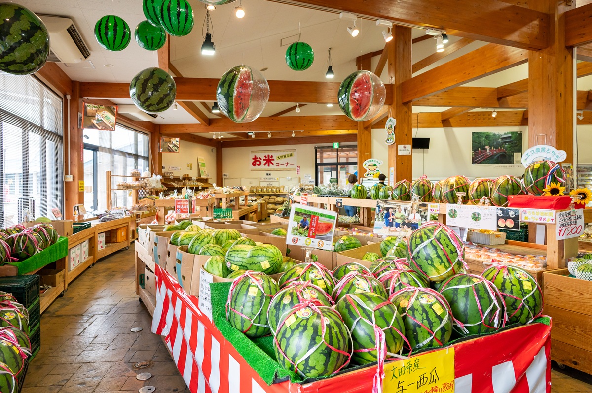 「道の駅 那須与一の郷」の農産物直売館