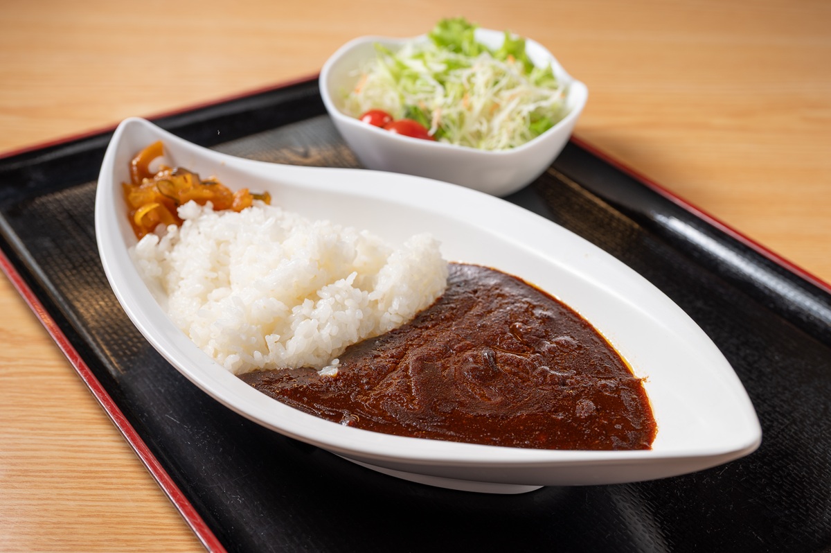 ルーにうまみが溶け込んだコク深い「大田原牛超カレー」