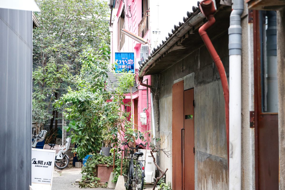 太陽ノ塔 ひや恋洋菓子店