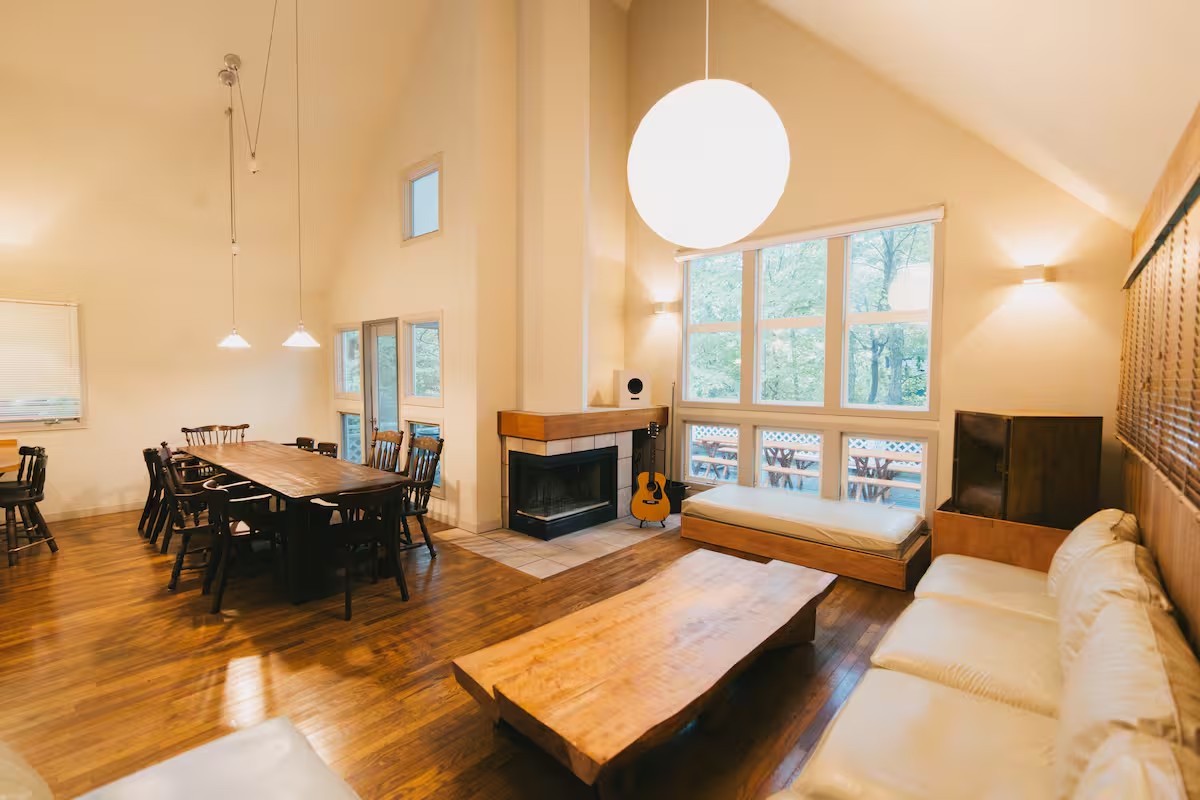 リビング／Photo：Airbnb