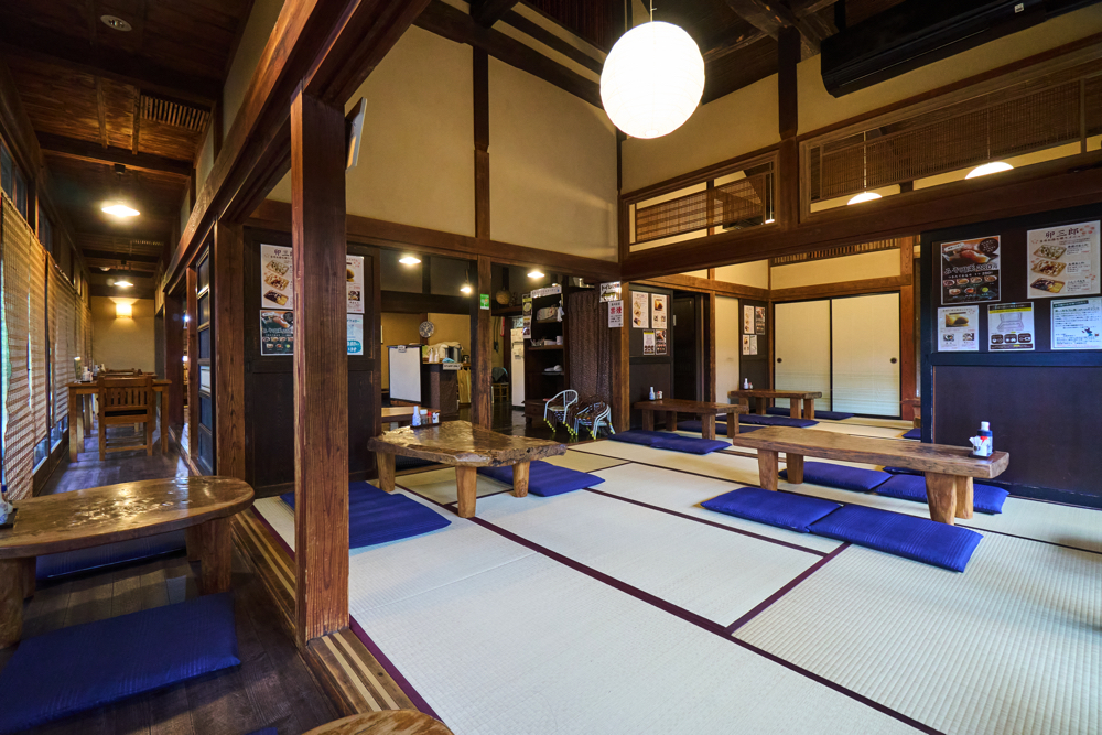 茶屋 卯三郎 座敷席