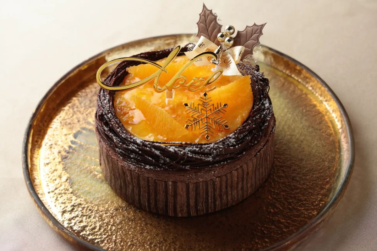 「Souche de No&euml;l（スーシュ・ド・ノエル）」7500円（直径約14cm）
