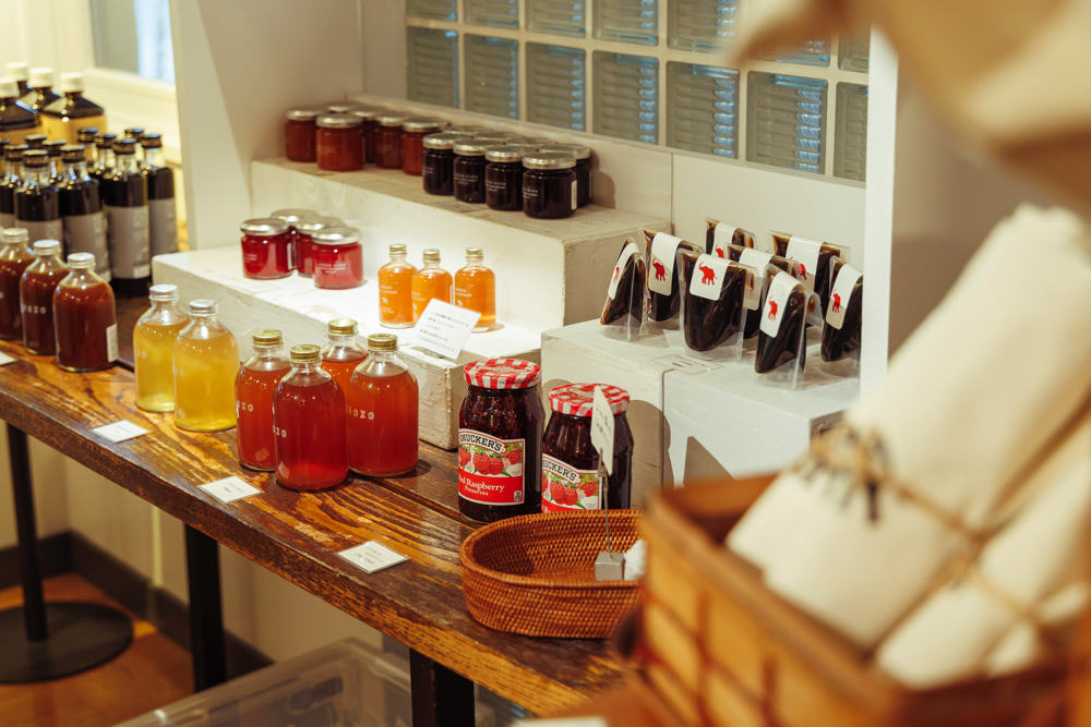 「NASU SHOZO CAFE」のおみやげコーナー