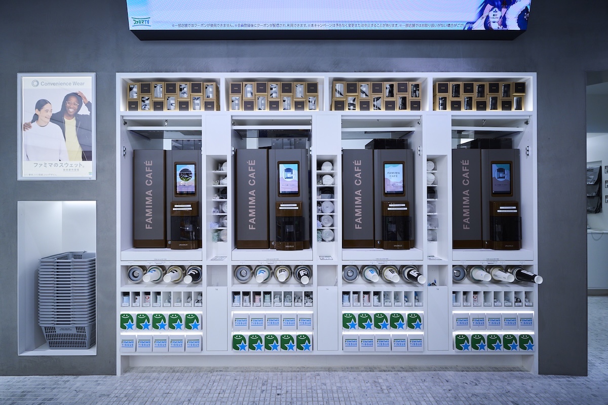 店内のコーヒーマシンコーナーも、このすっきり感