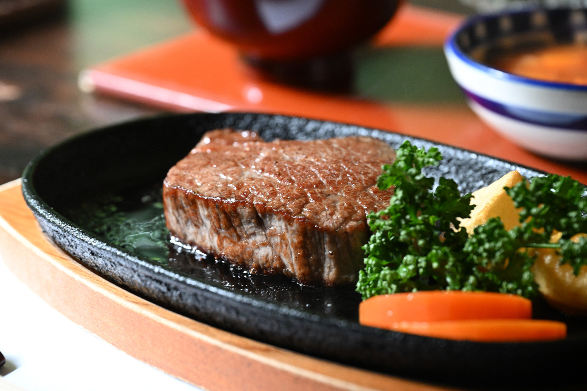 「妙月坊」とちぎ霧降高原牛テンダーロイン120g