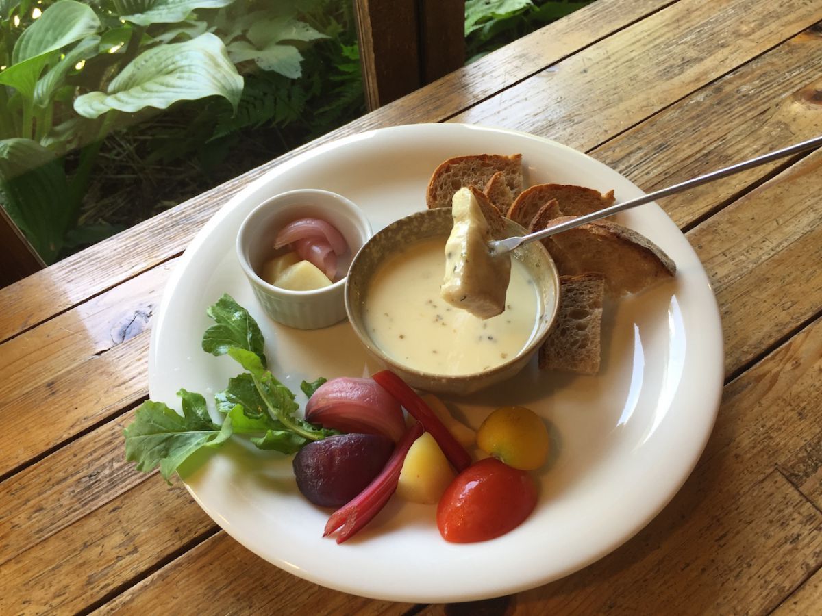 ミニカマンベールフォンデューセット　1736円