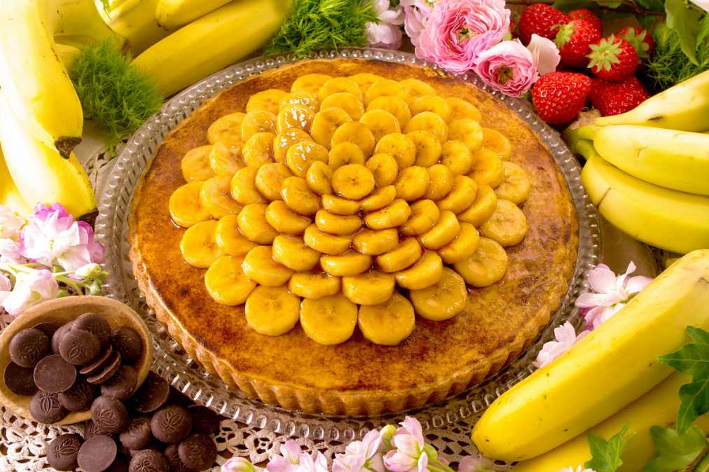 横浜「キャラメルバナナのサンマルクタルト」piece 583円/ whole（25cm）5508円