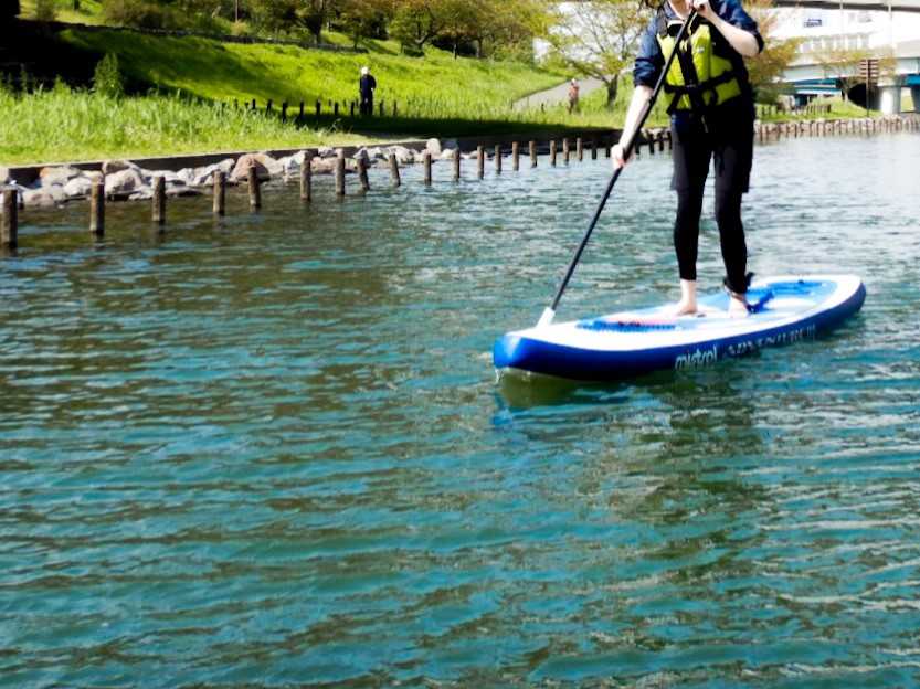 海じゃなくて川でSUP!?リフレッシュ効果抜群＆気軽に挑戦できる