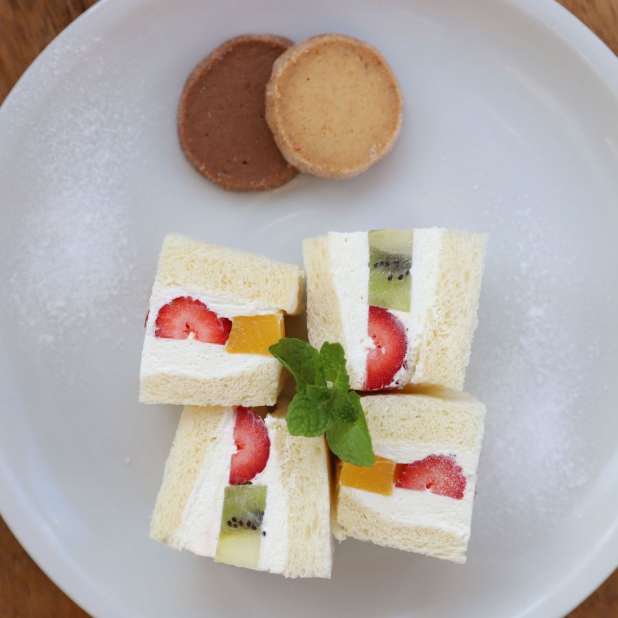 フルーツサンド　850円