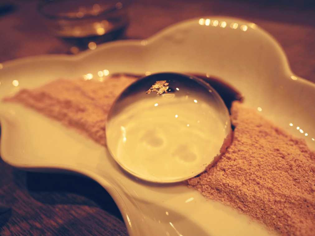 まるで水晶のような透明感！ゼロカロリーのぷるぷる”天使の涙“は極上の口溶け