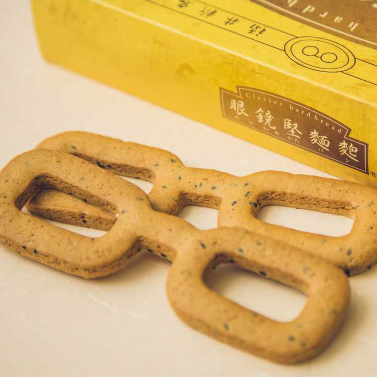 眼鏡堅麺麭　7枚入り864円