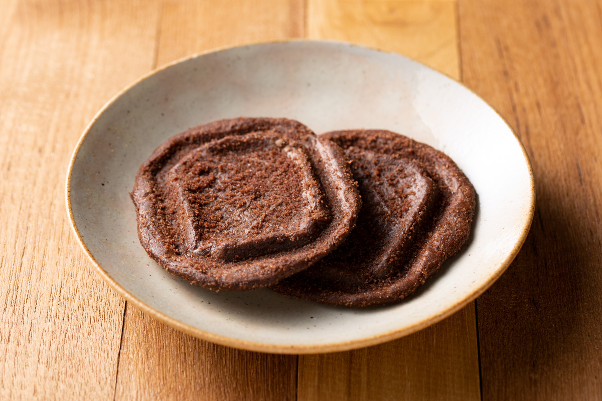 おやつTIMES「青森の南部せんべいラスク　ココア味」