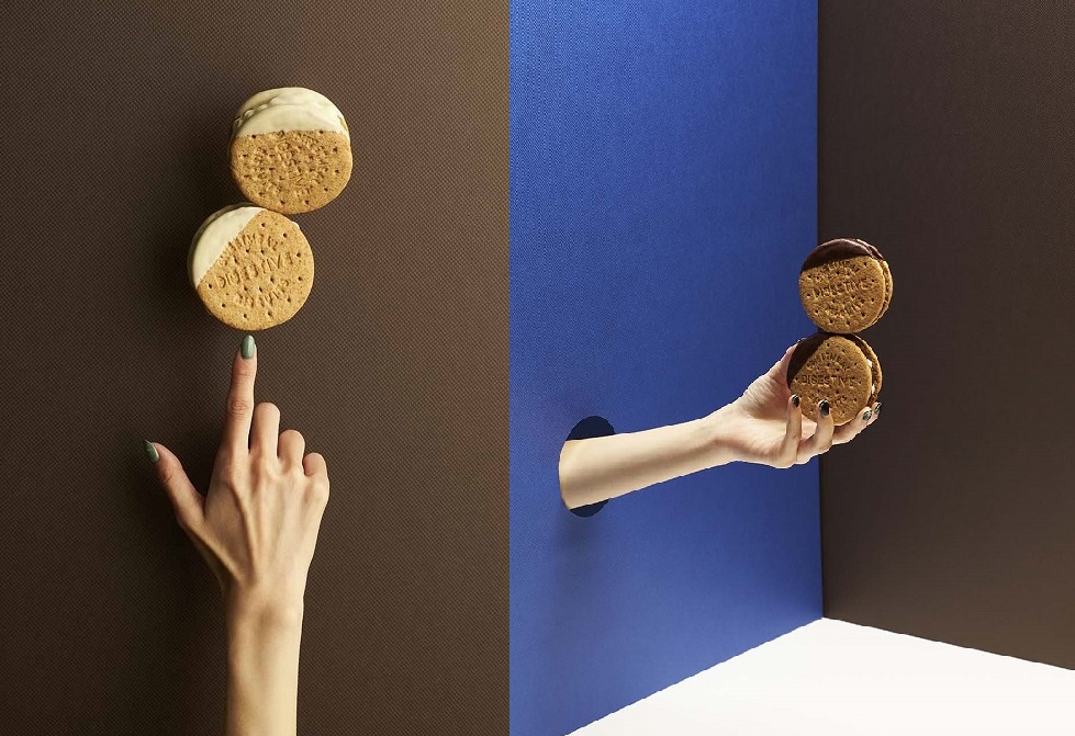 GELATARIA MARGHERA　（左）「OREO ピスタチオ×ホワイトチョコ ビスコッティ」、(右)「OREO ピスタチオ×ミルク×チョコチップ」各594円