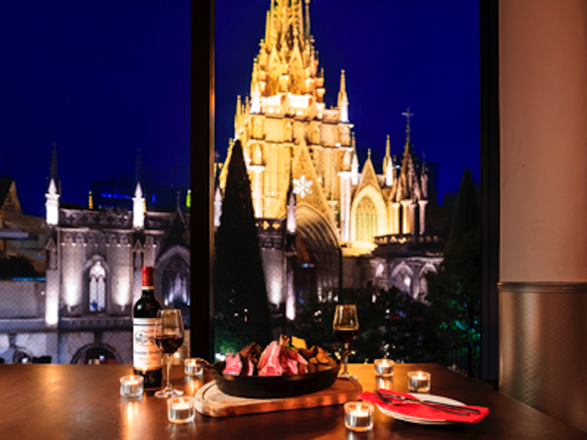 まるでヨーロッパ！絶景ナイトビューを眺めつつワイン片手に女子会はいかが？
