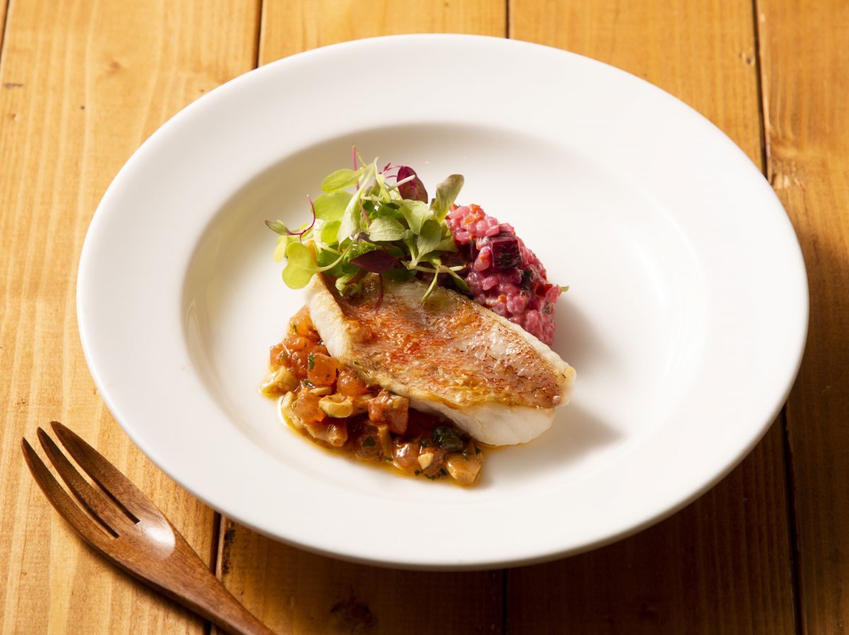 カサゴのポアレ 茸のリゾット添え