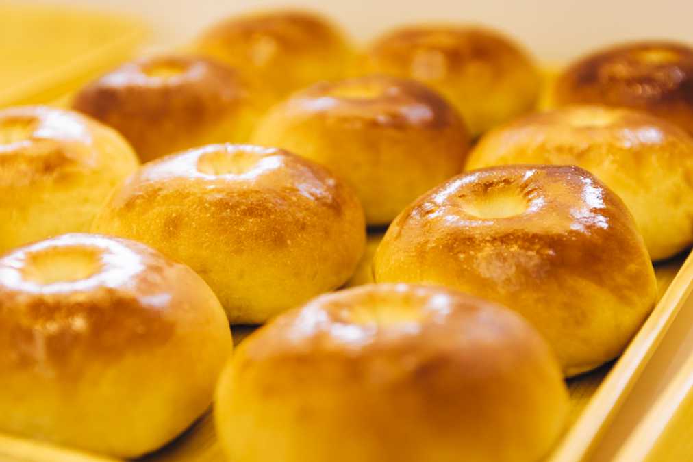 ひとつひとつ丁寧に作られた、こしあんぱん160円