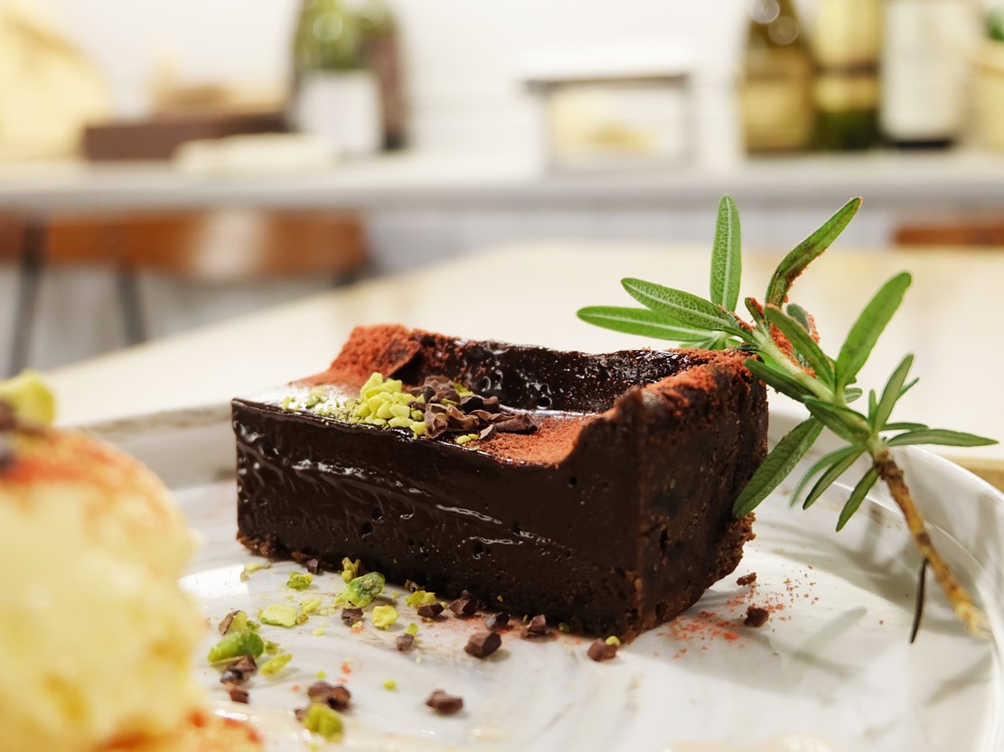 究極のなめらかさ。とろける“噛まないガトーショコラ”が食べたいっ!