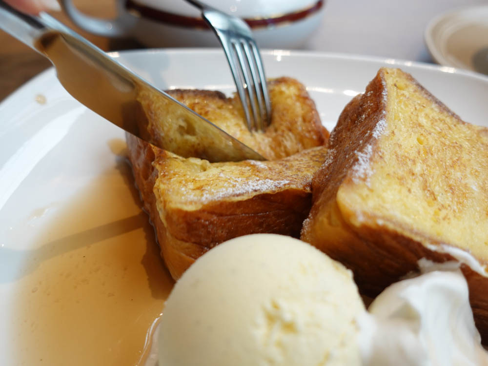 デニッシュフレンチトースト〜バニラビーンズのアイス添え〜 1204円（税別）