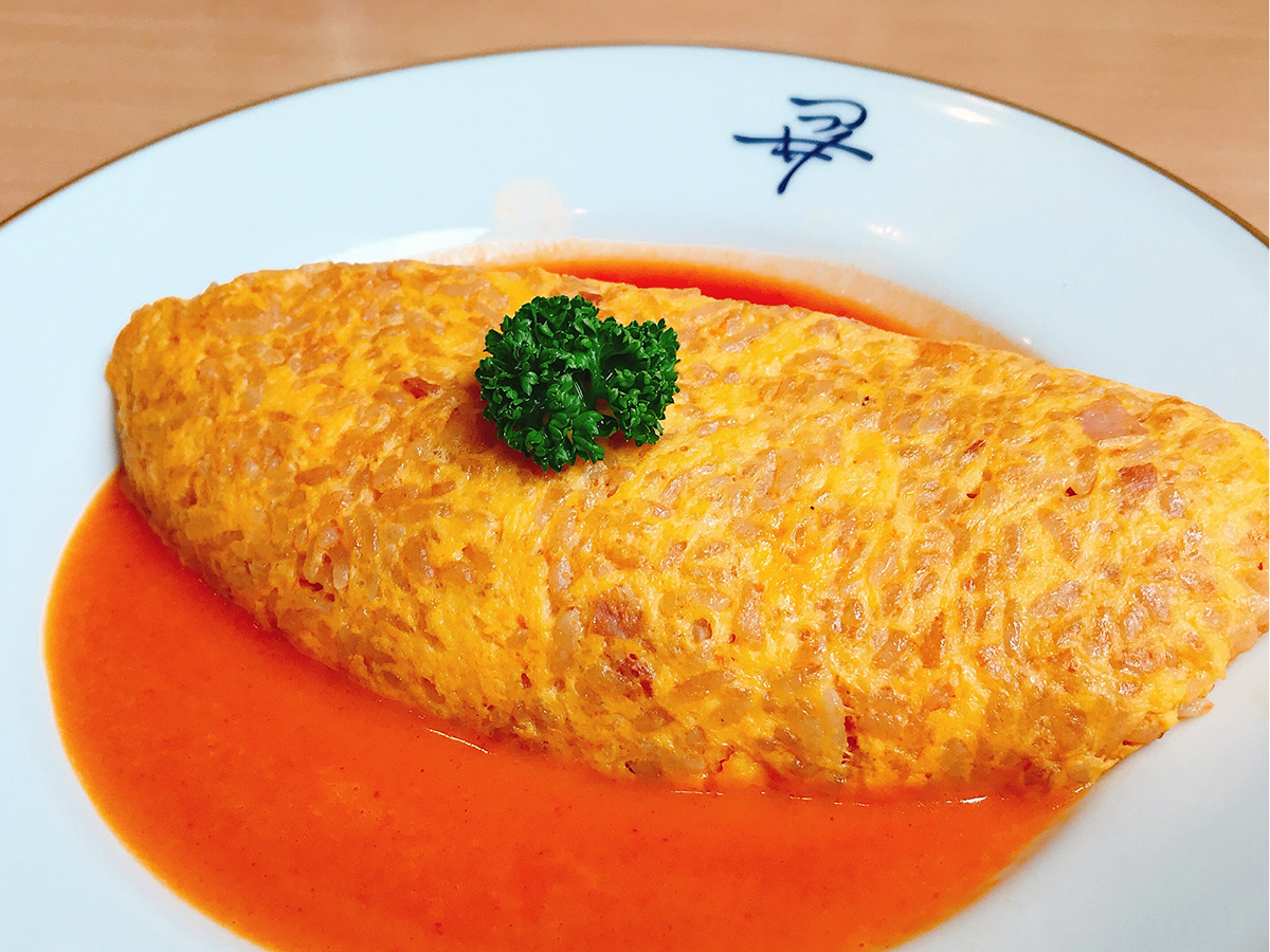 家では再現不可能！「新川 津々井」の「トロトロオムライス」が絶品