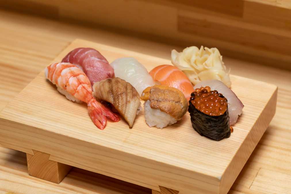 にぎり8貫 1200円