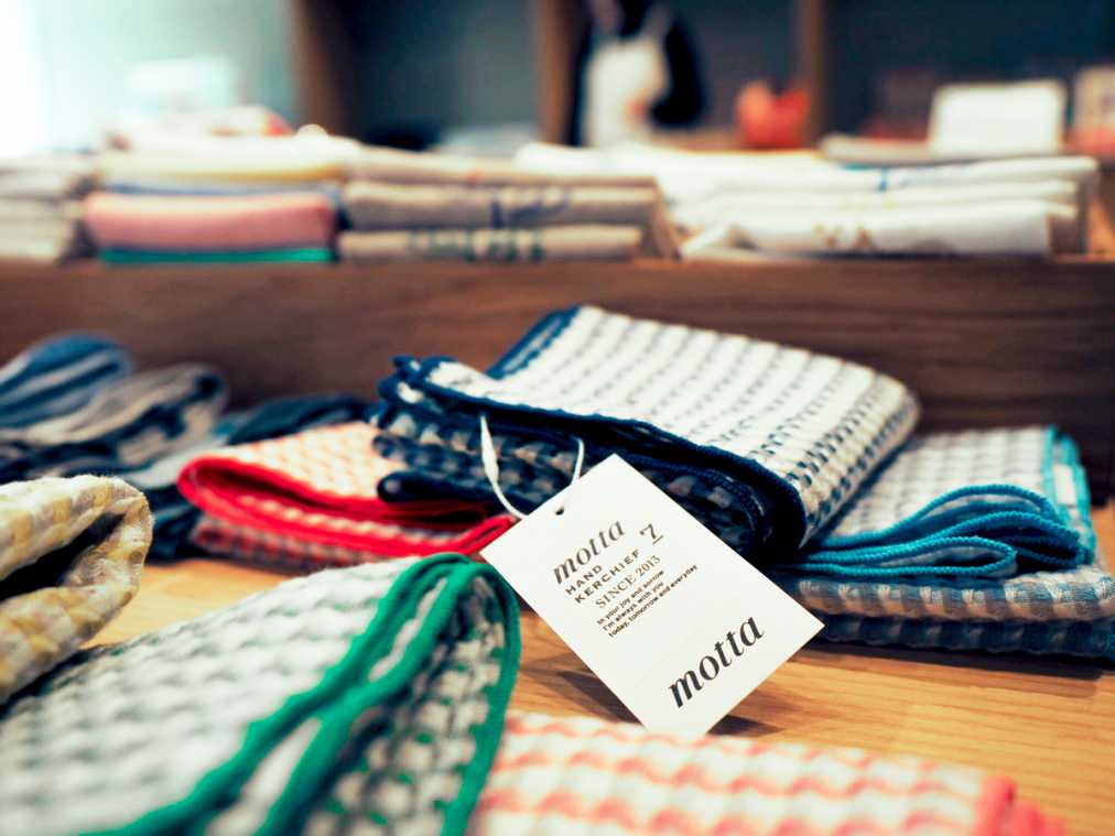 使い勝手が”ちょうどいい”。毎日ご機嫌になれる「motta」のハンカチを揃えたい！