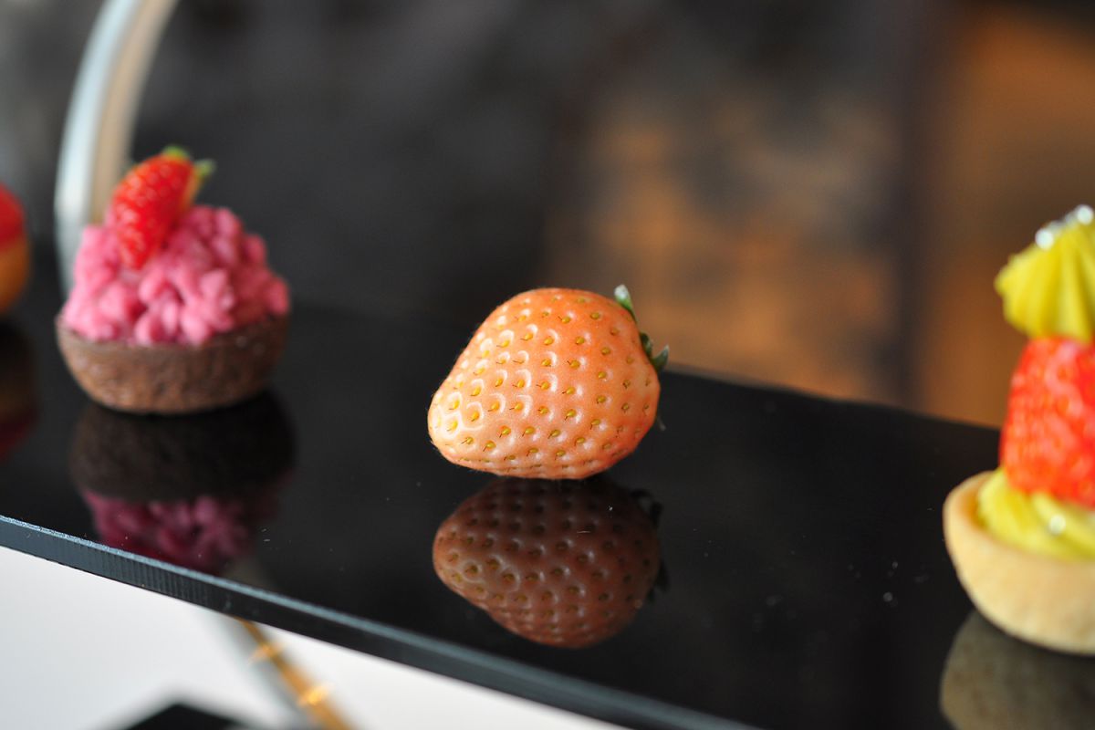 フレッシュなホワイトストロベリー